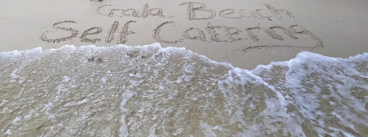 Gala Beach Self-Catering Glacis  Esterno foto