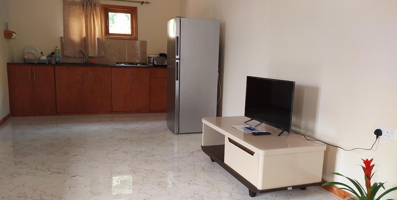 Gala Beach Self-Catering Glacis  Esterno foto