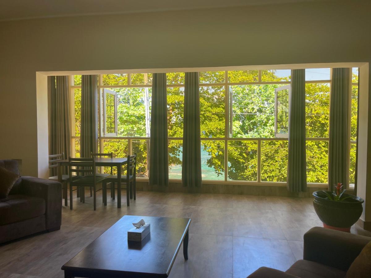 Gala Beach Self-Catering Glacis  Esterno foto