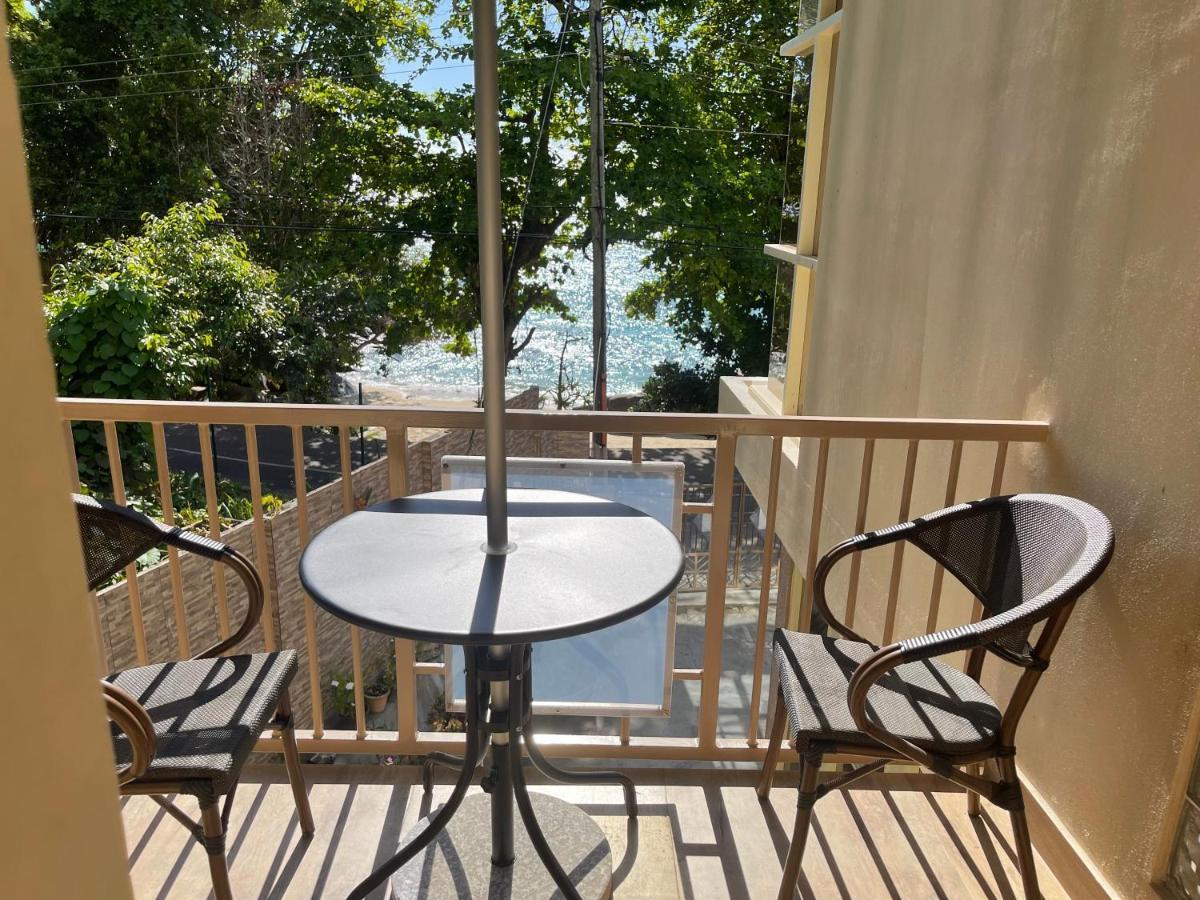 Gala Beach Self-Catering Glacis  Esterno foto